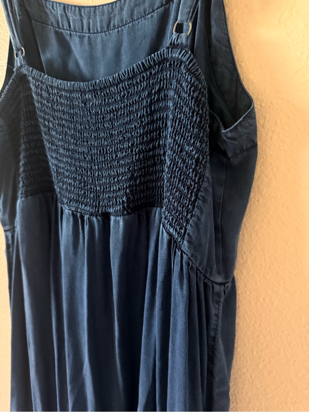 Old Navy Navy Tiered Maxi Dress - Sleeveless Summer Style - Picture 5 of 6